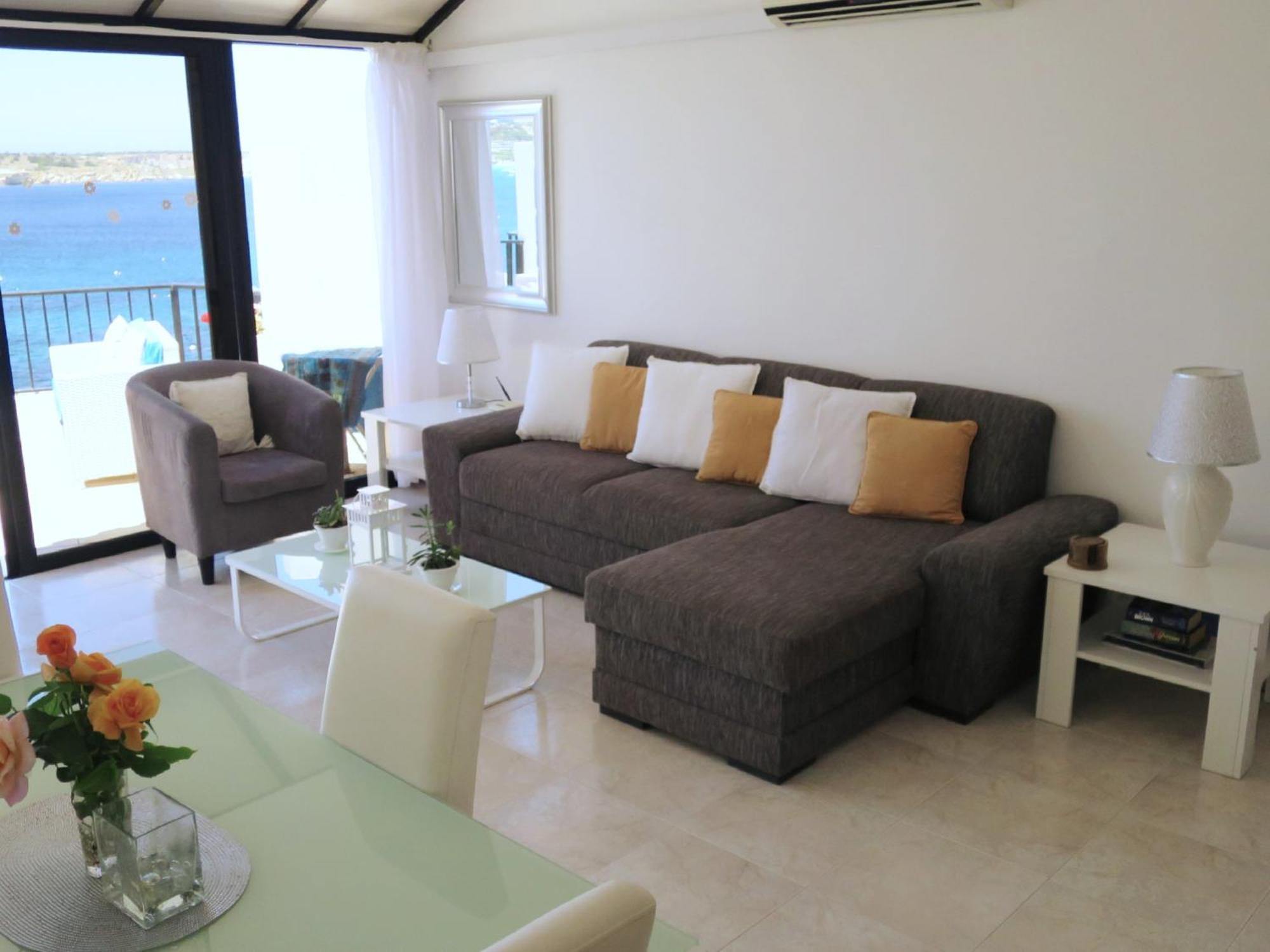 Seafront Apartment Terrace, Lounger & Panoramic Ocean Views 梅利哈 外观 照片