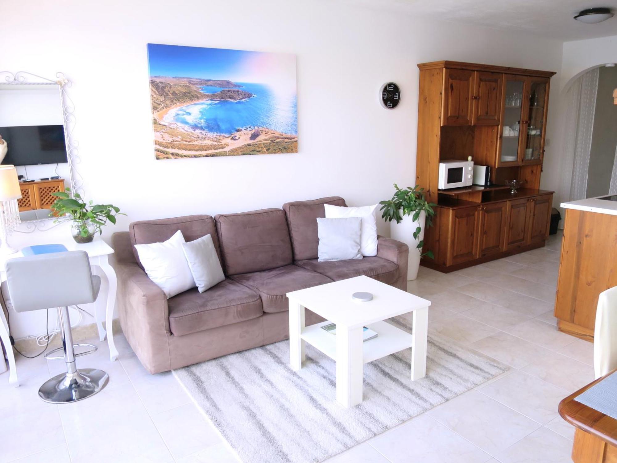 Seafront Apartment Terrace, Lounger & Panoramic Ocean Views 梅利哈 客房 照片